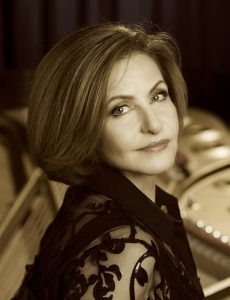 Golda Tatz, pianist